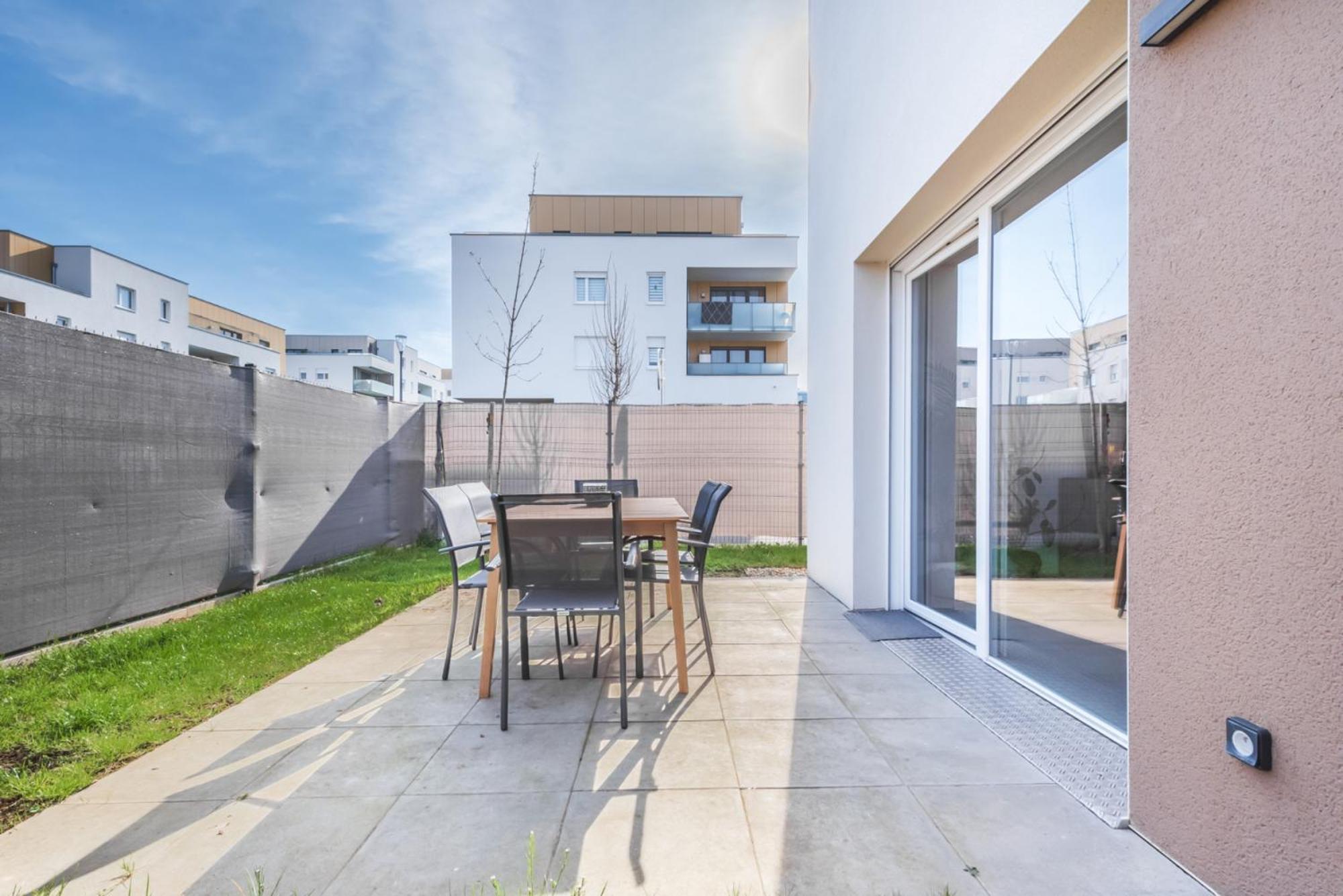 Nouveau - Sweet Garden - Maison Avec Jardin Hébergement de vacances Lingolsheim
